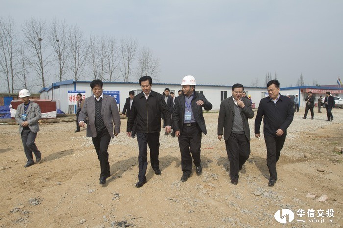 省委常委、市委書記黃楚平調(diào)研白洋港口新區(qū)1.jpg